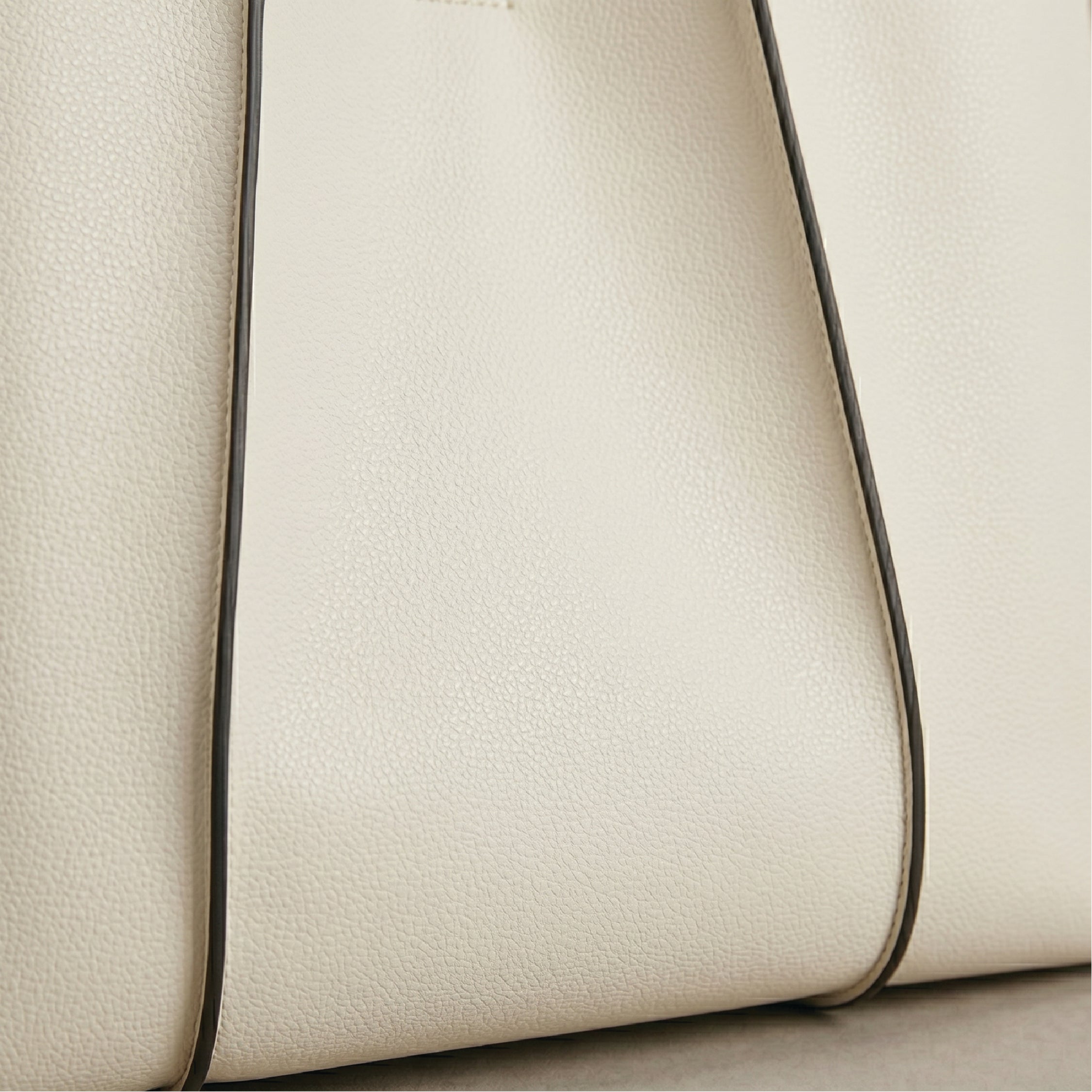Nove - Ivory